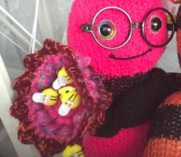 bee lovers delight- dolls