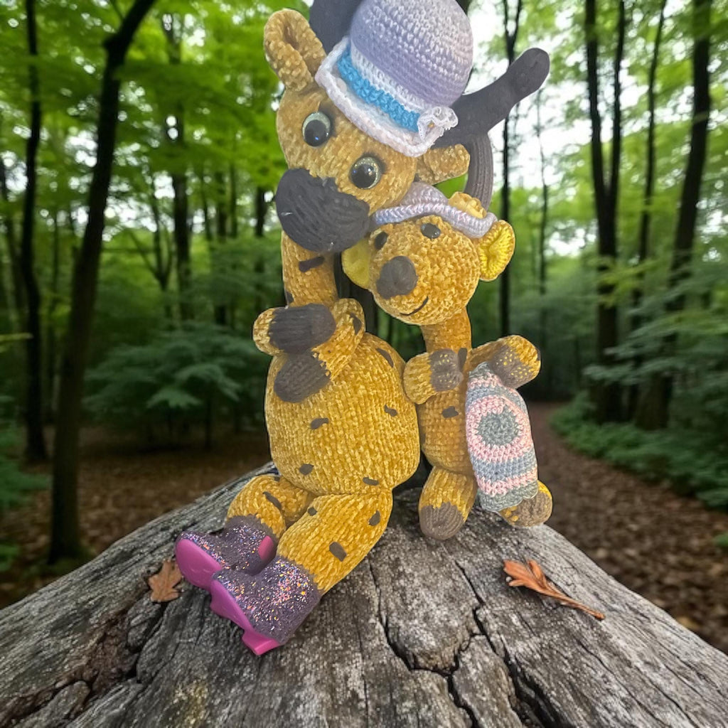 Handmade Velvet Giraffe Duo: Mama & Baby, Knitted Plush Toys
